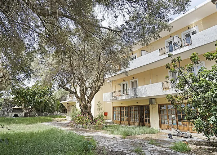 アパート Mezoneta 1 ニドリ